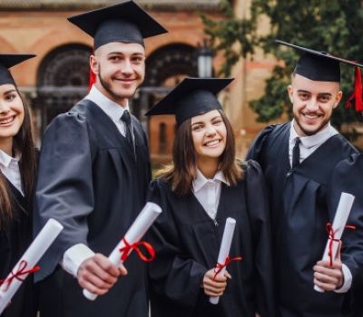 اعلان الى المتقدمين للدراسة في الجامعات الأهلية