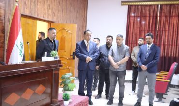 رئيس جامعة ذي قار يتفقد الواقع الأكاديمي في كليتي الصيدلة والتمريض