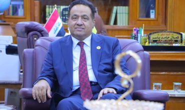 رئيس جامعة ذي قار يستقبل المهنئين بعيد الأضحى المبارك